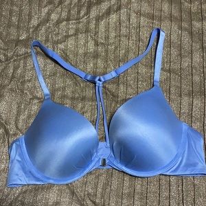 Fabulous by Victoria’s Secret plunge bra
